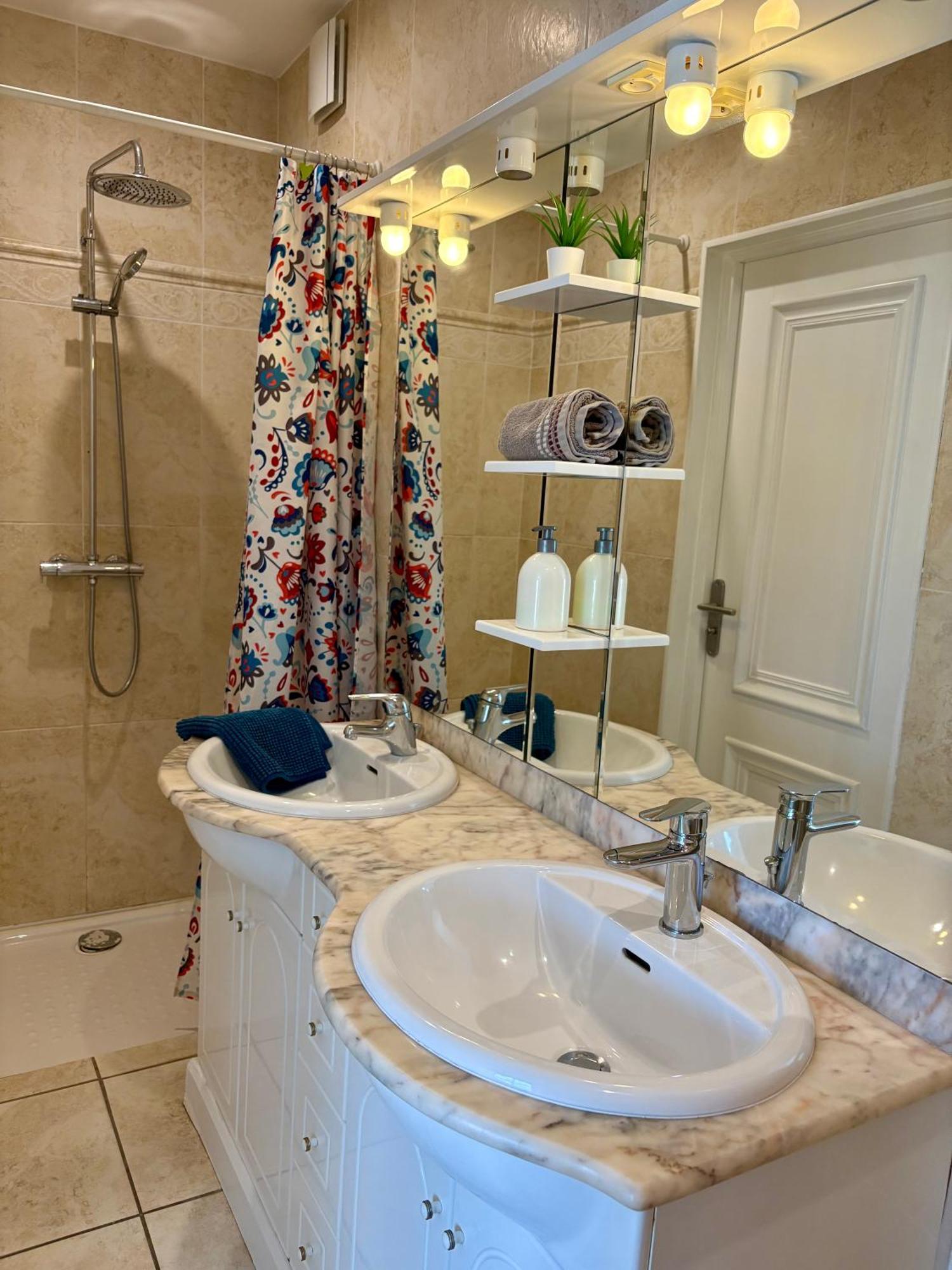 Saint-Fortunat-sur-Eyrieux Domaine Les Buis B&B 외부 사진